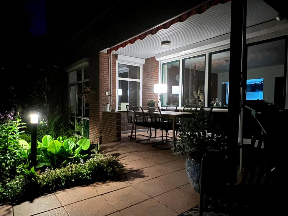 Aussergewoehnliches Haus Mit Sauna, Kamin Und Garten Вилхелмсхафен Екстериор снимка