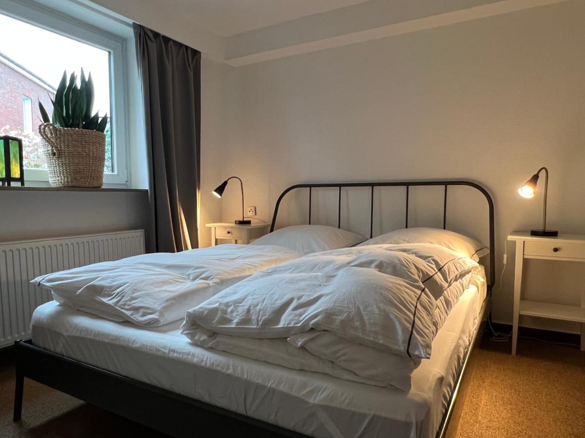 Aussergewoehnliches Haus Mit Sauna, Kamin Und Garten Вилхелмсхафен Екстериор снимка