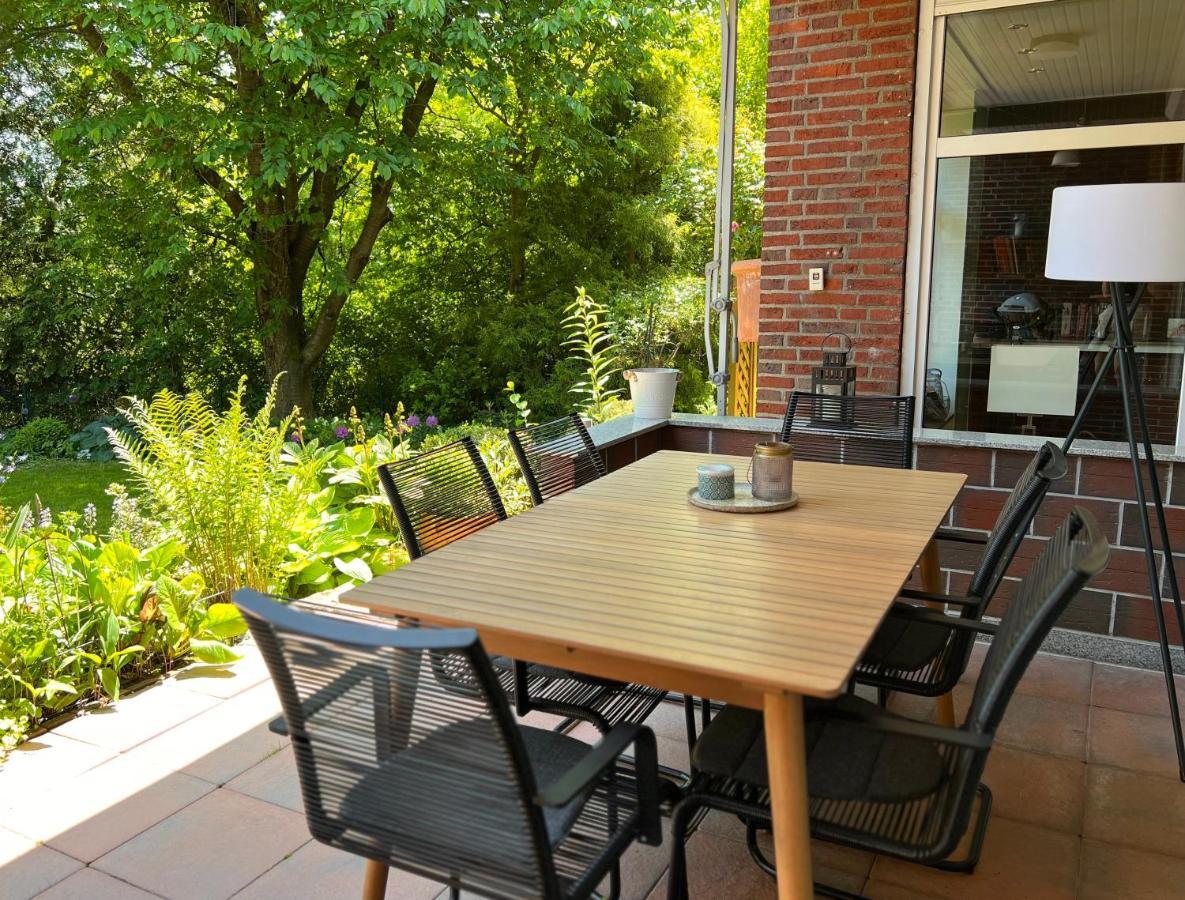 Aussergewoehnliches Haus Mit Sauna, Kamin Und Garten Вилхелмсхафен Екстериор снимка